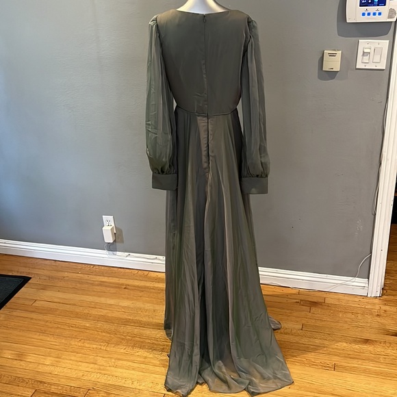 Mac Duggal SHEER BLOUSON SLEEVE SURPLICE GOWN Sage 67873 - Picture 8 of 17